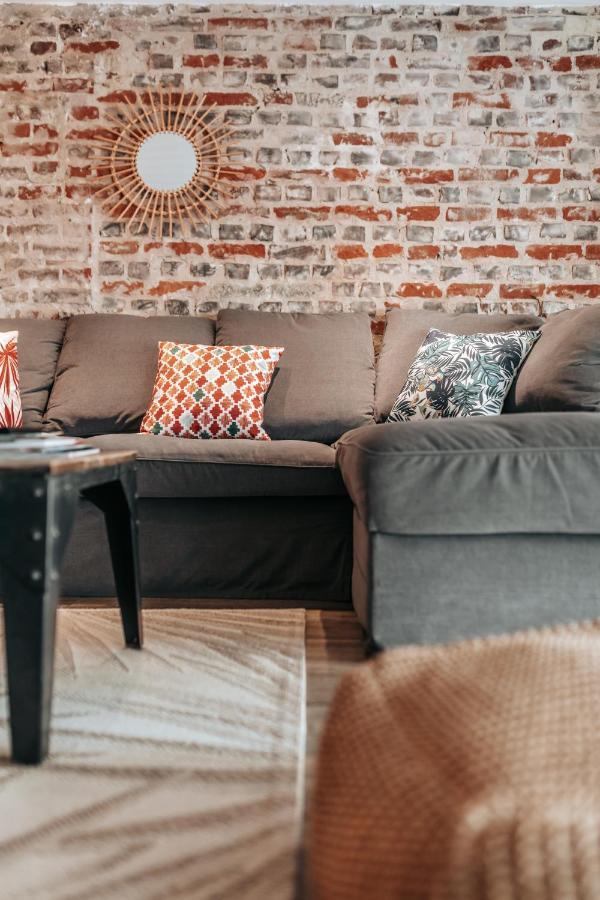 Apartment Au 21 Rue Victor Hugo *